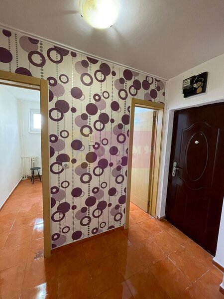 Garsionera mobiliata, metrou Grigorescu, la pret extraodinar